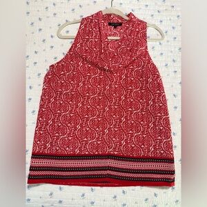 Women’s Red Paisley Sleeveless Top Blouse Anne Carson Size Medium